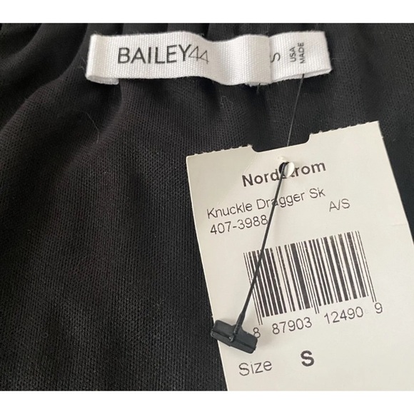 NWT Bailey 44 Black Gray Pleated Pull On Skirt Career Womens Size Small (849) - Picture 3 of 5